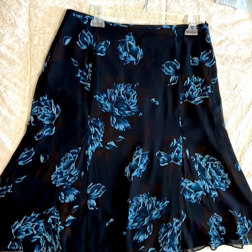 Ann Taylor skirt - Picture 4 of 4